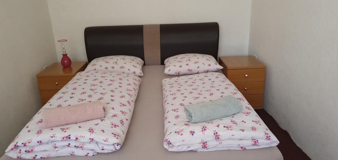 Hostel T&M Zenica Eksteriør billede