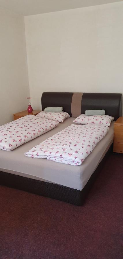 Hostel T&M Zenica Eksteriør billede